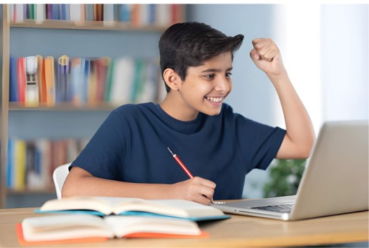 student take online class at the mastering math online